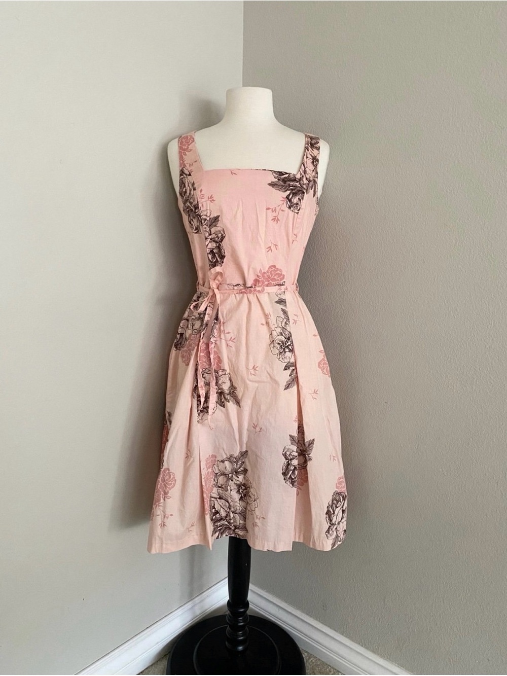 Vintage 90s pink floral dress by Zinc